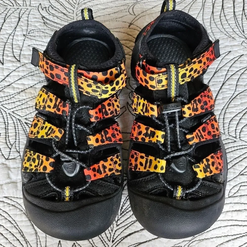 VGUC Keen Newport H2 Cheetah Rainbow Unisex Kids 4 EU 35 Yellow Orange